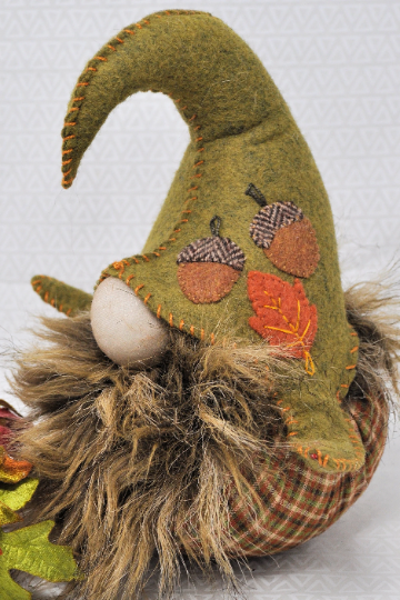 Wool Applique  Packaged Pattern - Mungo Gnome November Series