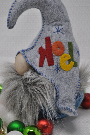 Wool Applique Digital Pattern - Mungo Gnome December Series